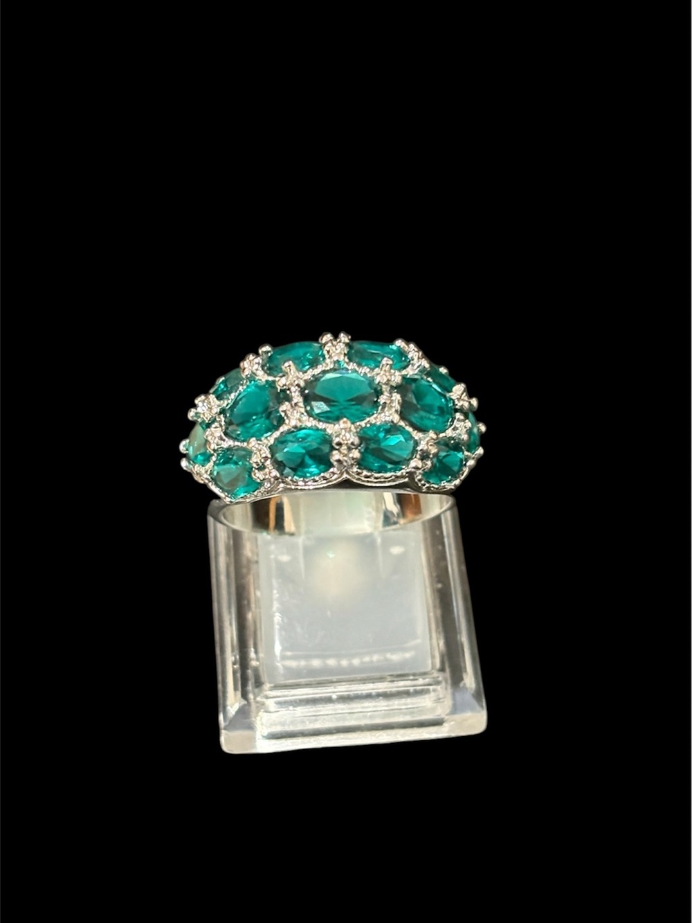 Emerald Green Cluster Cocktail Ring - Women Jewelry